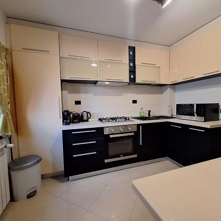 Urban George Enescu 4 Beedroom Apartment Сучава Экстерьер фото