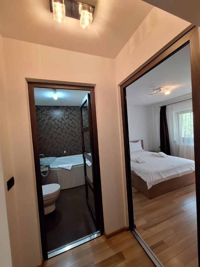 Urban George Enescu 4 Beedroom Apartment Сучава Экстерьер фото