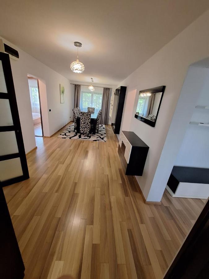 Urban George Enescu 4 Beedroom Apartment Сучава Экстерьер фото