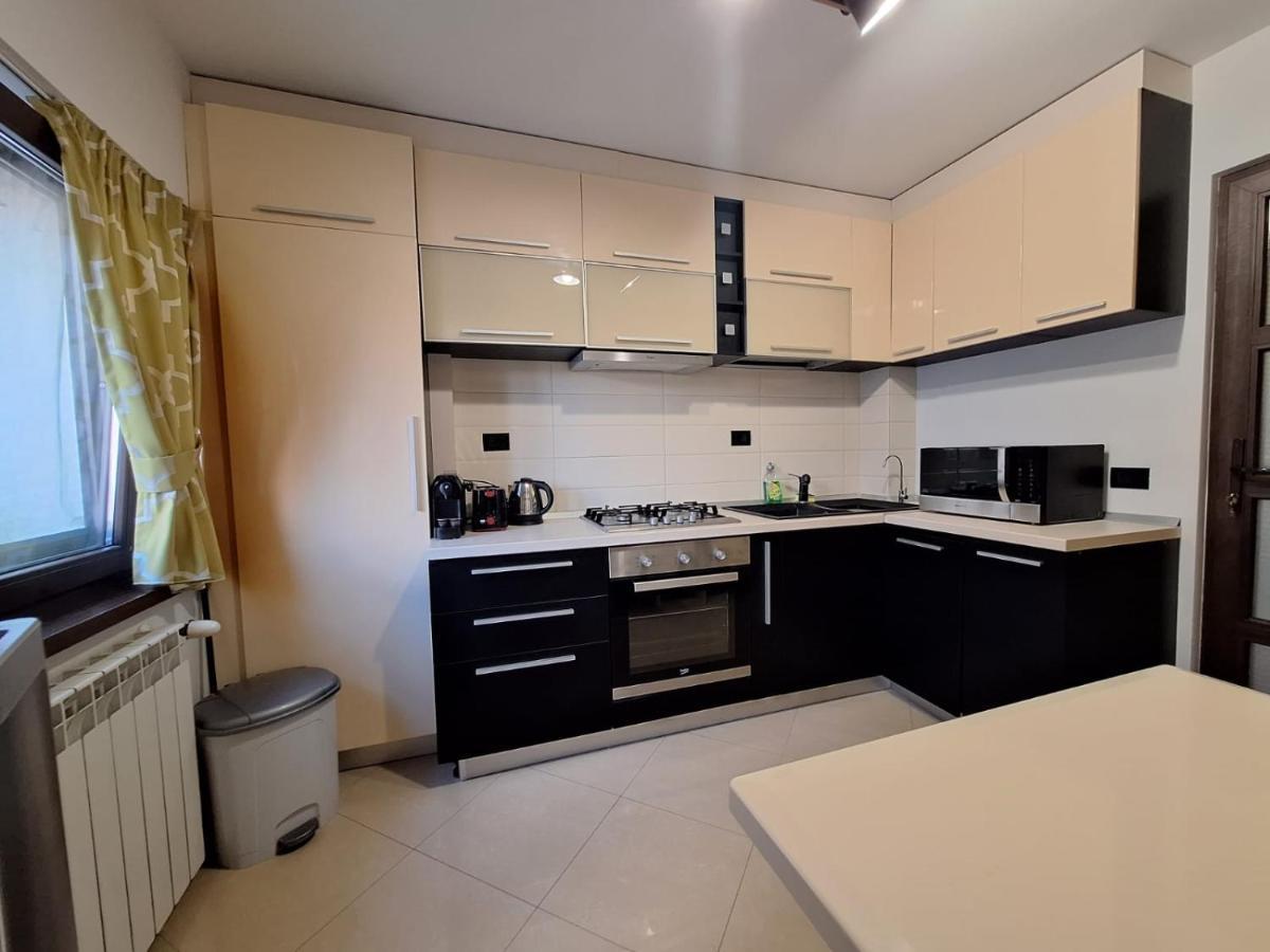 Urban George Enescu 4 Beedroom Apartment Сучава Экстерьер фото
