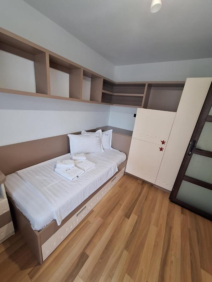 Urban George Enescu 4 Beedroom Apartment Сучава Экстерьер фото